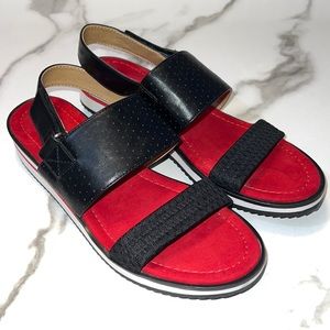 Adrienne Vittadini Sport AV - PIERA black foam sandal straps size 7.5